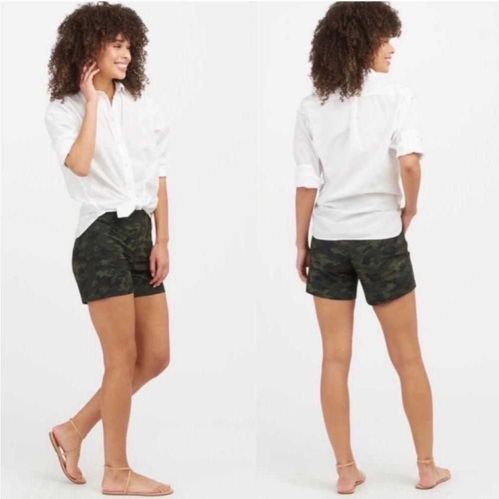 SPANX Sunshine Green Camo Shorts 6” $90 small new hiking workout